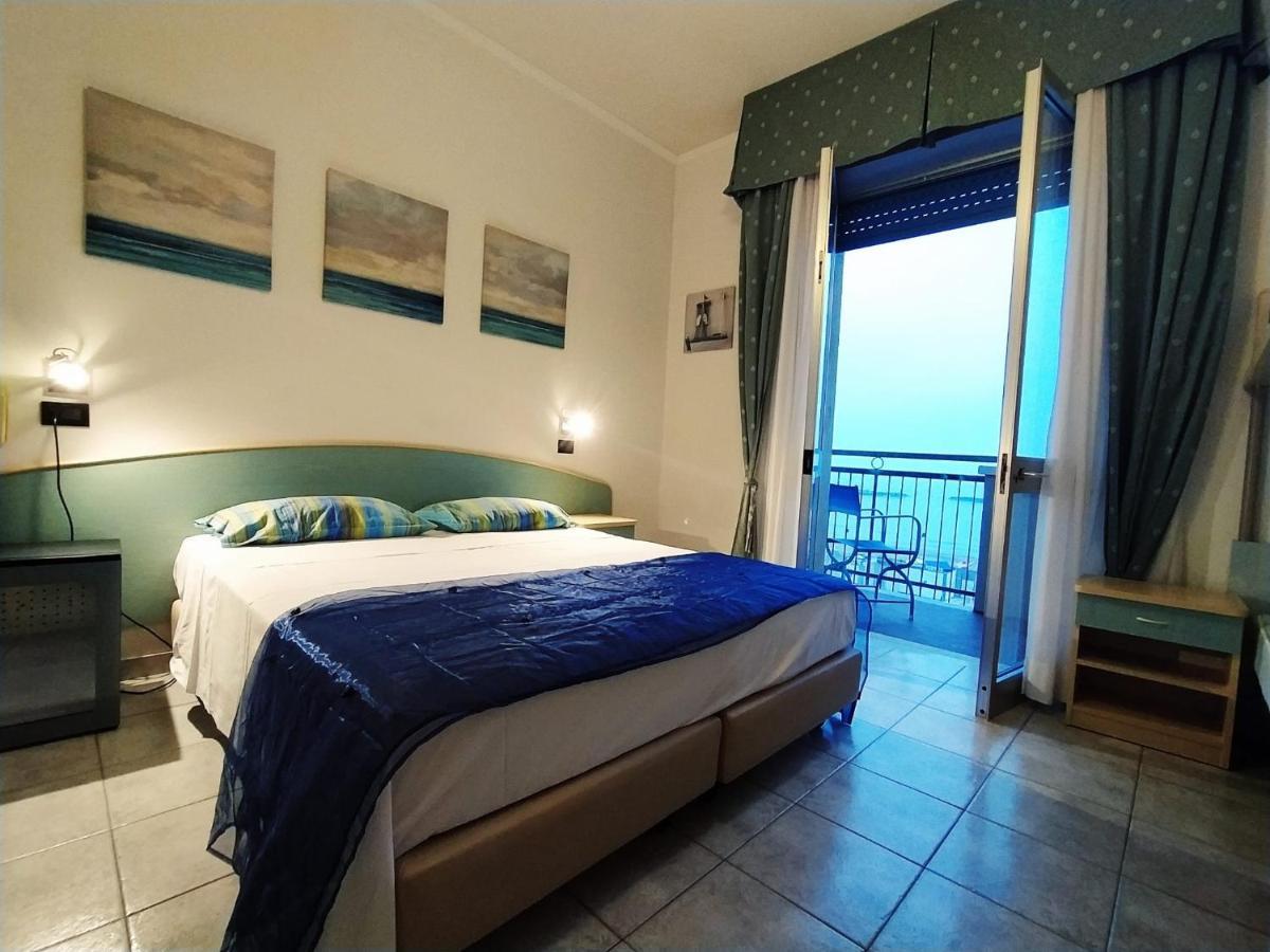 San Giorgio Savoia Hotell Bellaria-Igea Marina Exteriör bild