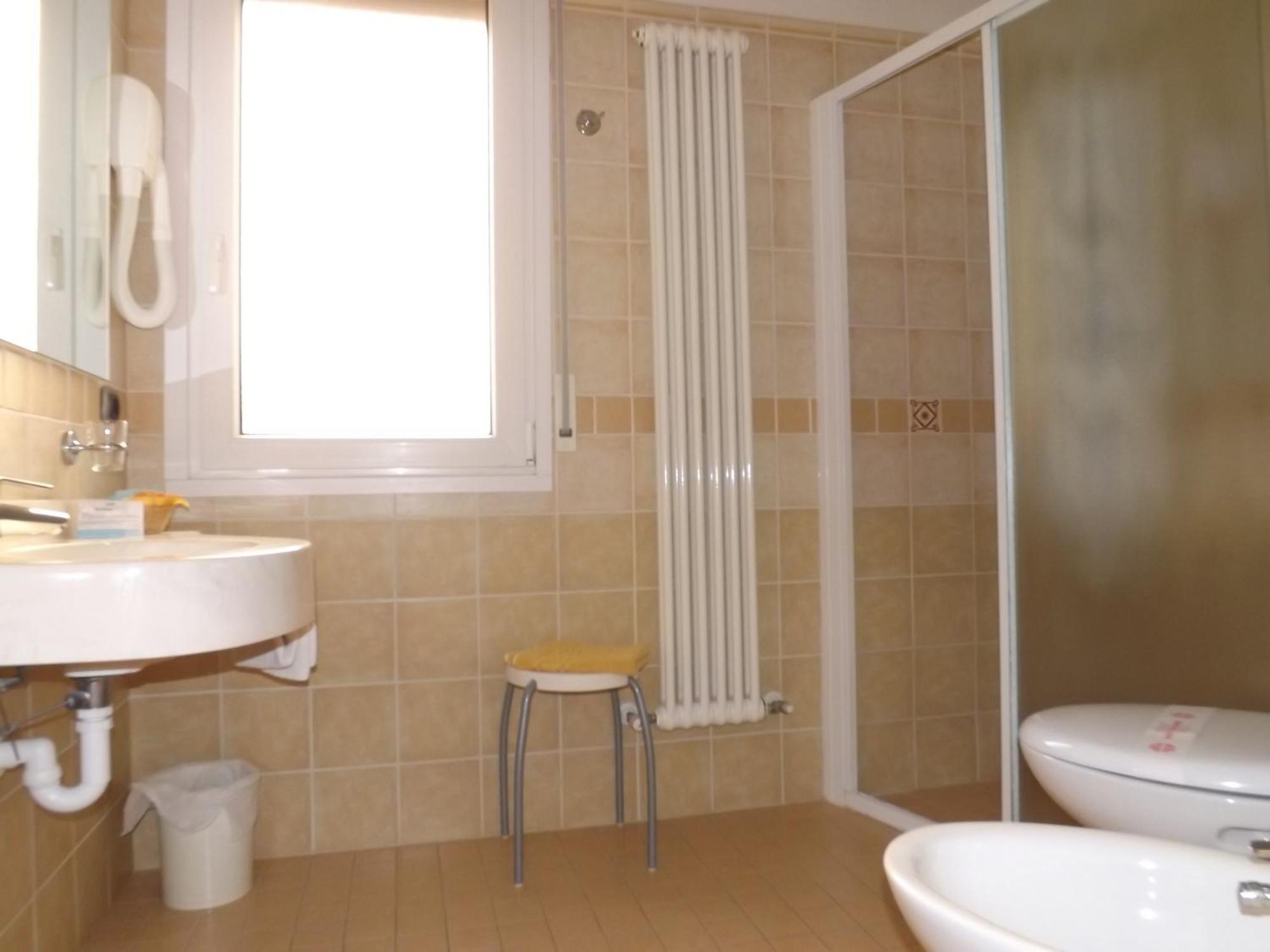 San Giorgio Savoia Hotell Bellaria-Igea Marina Rum bild